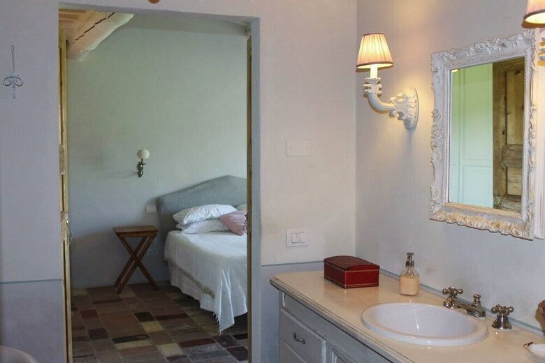 Hotel Private Room In Small Medieval Borgo