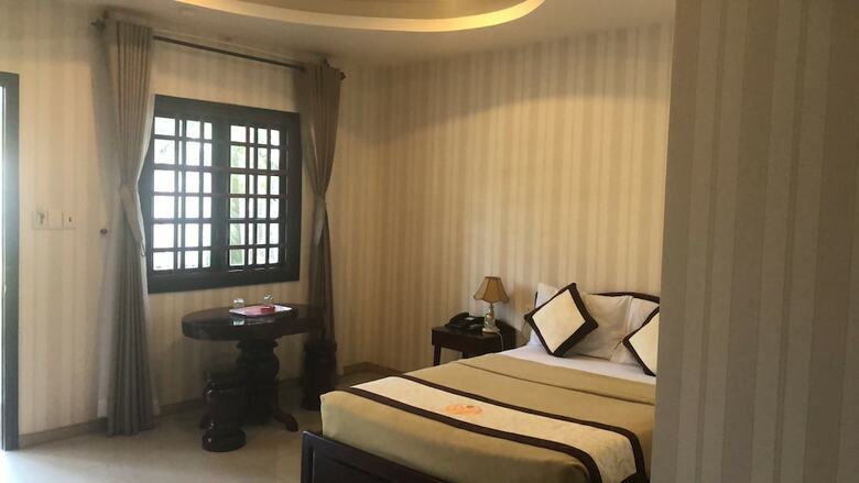 Hotel Van Huong Mai Bungalow