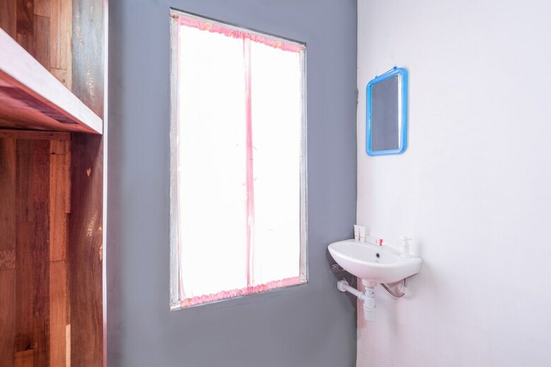 Hotel Oyo 1592 Gading 4U Homestay