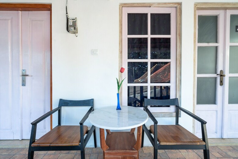 Hotel Oyo 1592 Gading 4U Homestay