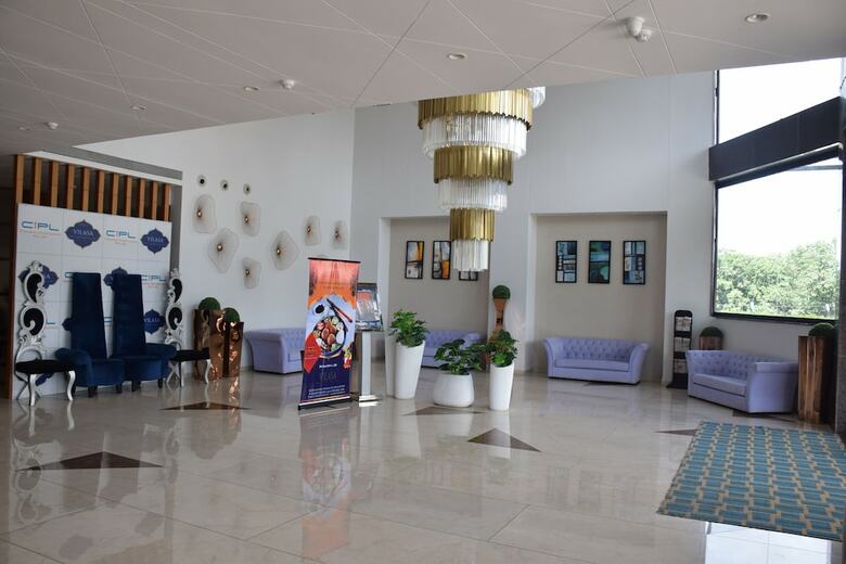Hotel Vilasa International