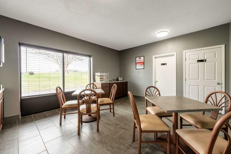 Motel Econo Lodge Inn & Suites