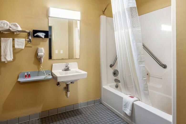 Motel Econo Lodge Inn & Suites