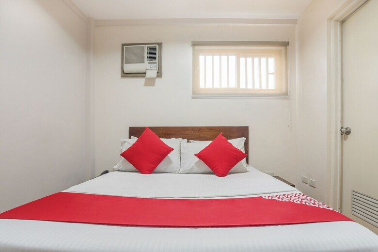 Hotel Oyo 392 Midcon Apartelle
