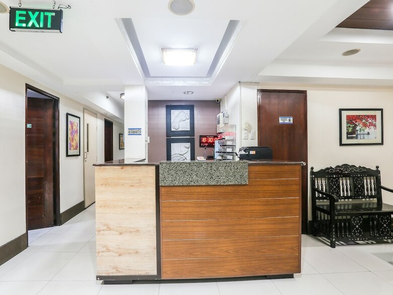 Hotel Oyo 392 Midcon Apartelle