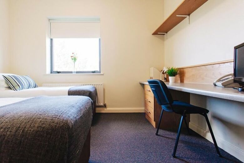 Aparthotel Dcu Apartments