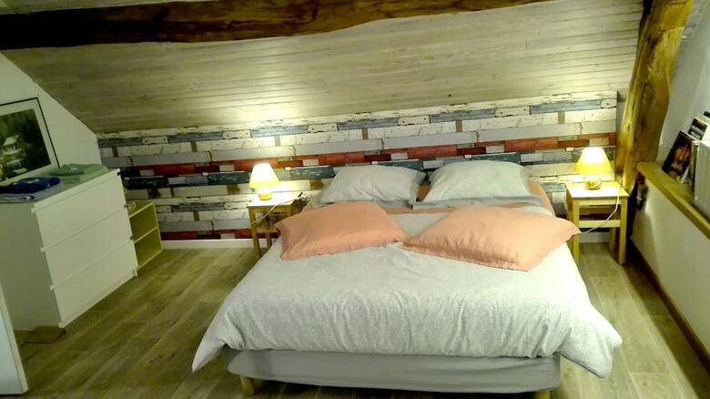 Hotel La Long�re Aux Volets Rouges