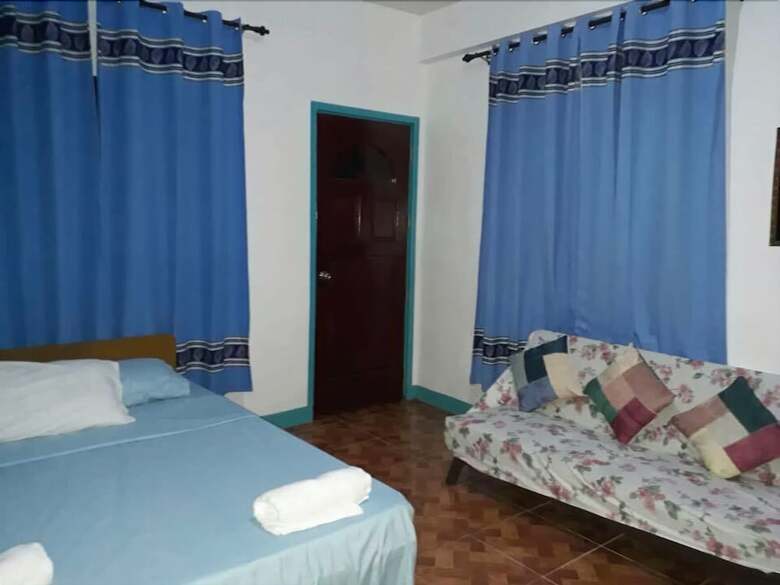 R&e Bed & Breakfast