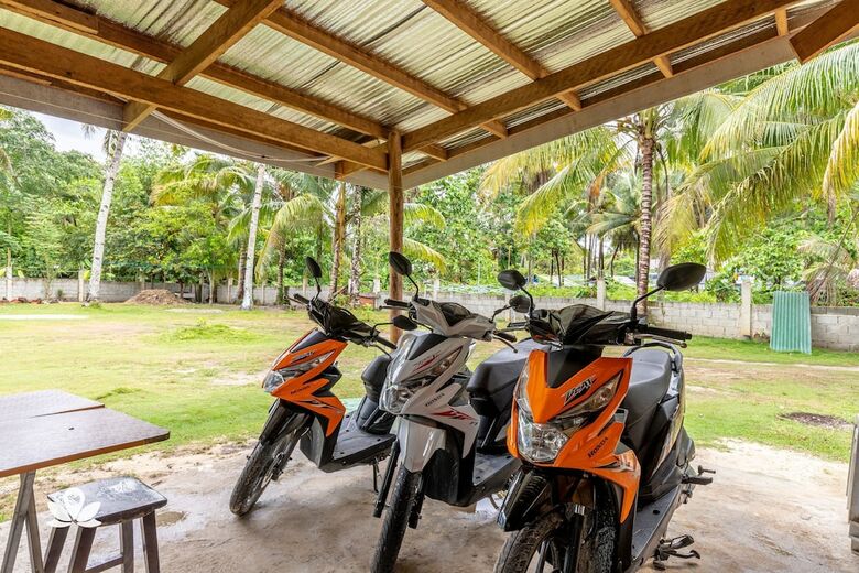 Zen Rooms Eunas Siargao