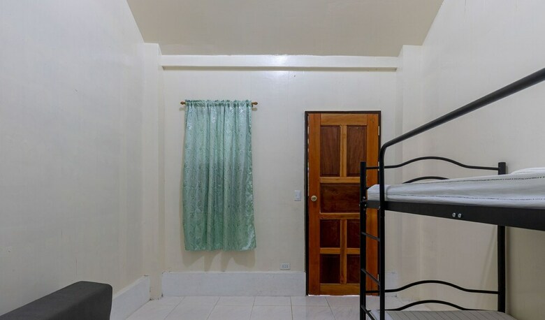 Zen Rooms Eunas Siargao