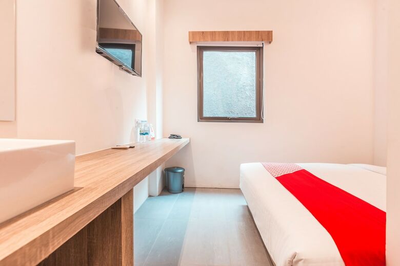 Hotel Oyo 934 Ayama