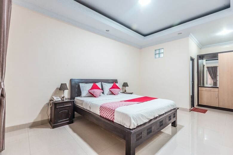 Hotel Oyo 1667 Wisma Lux Barkah