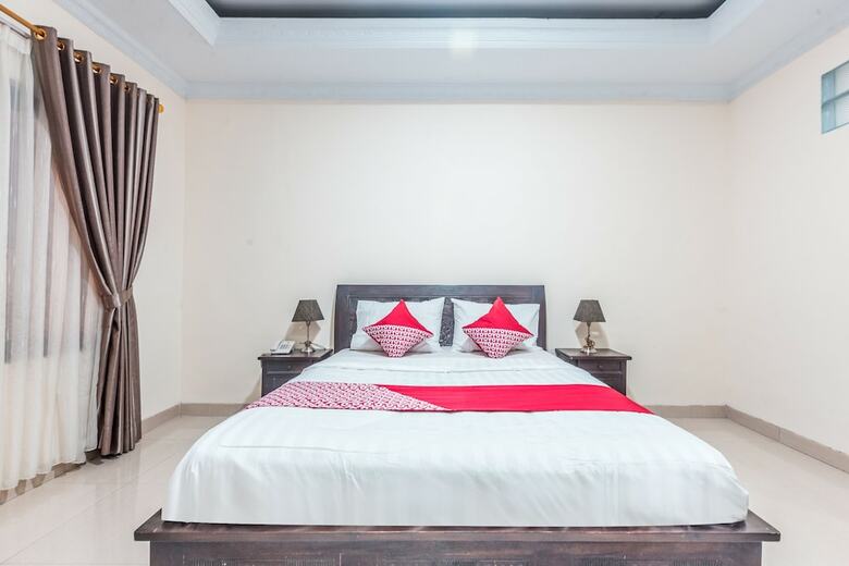 Hotel Oyo 1667 Wisma Lux Barkah
