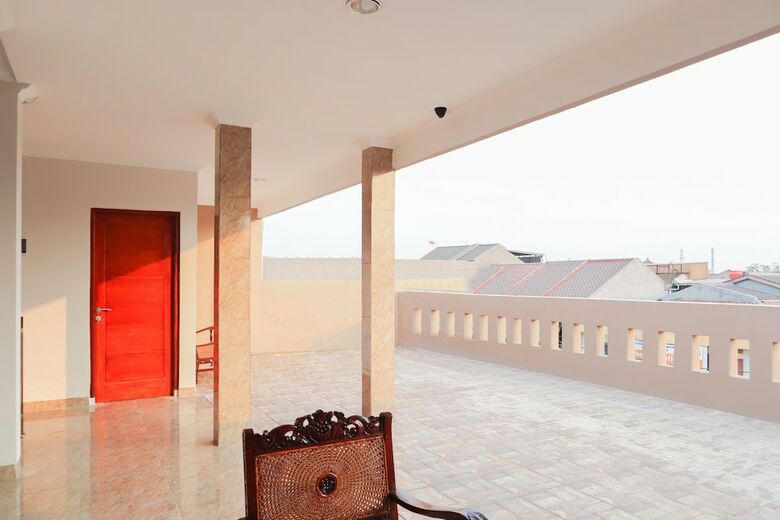 Hotel Oyo 1519 Axl Residence