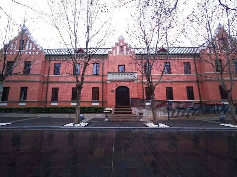 Railway 1896 Garden Hotel