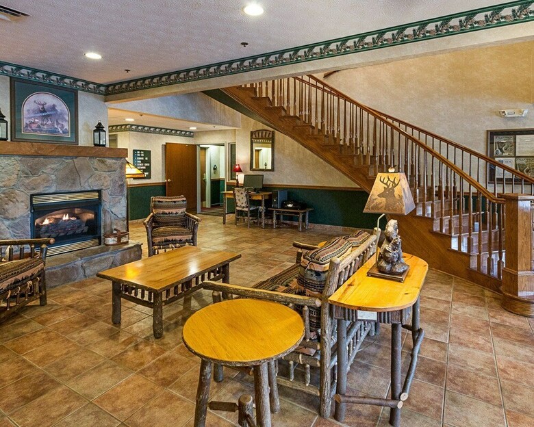 Hotel Quality Inn & Suites