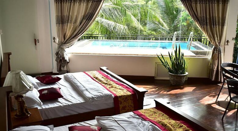 Hotel Thevni Holiday Resort