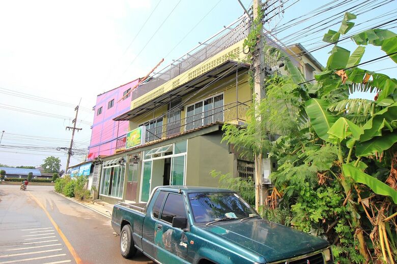 Hotel Oyo 381 Baan Kesmanee