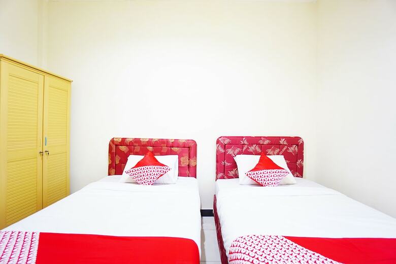 Hostal Oyo 1292 Lieke Residence