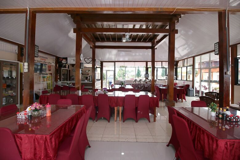 Hotel Airy Balige Tarutung 77 Silangit