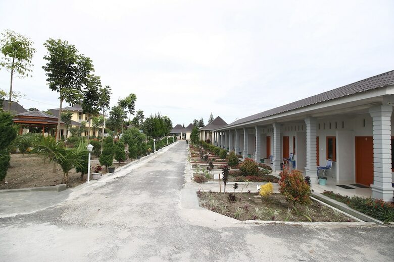 Hotel Airy Balige Tarutung 77 Silangit