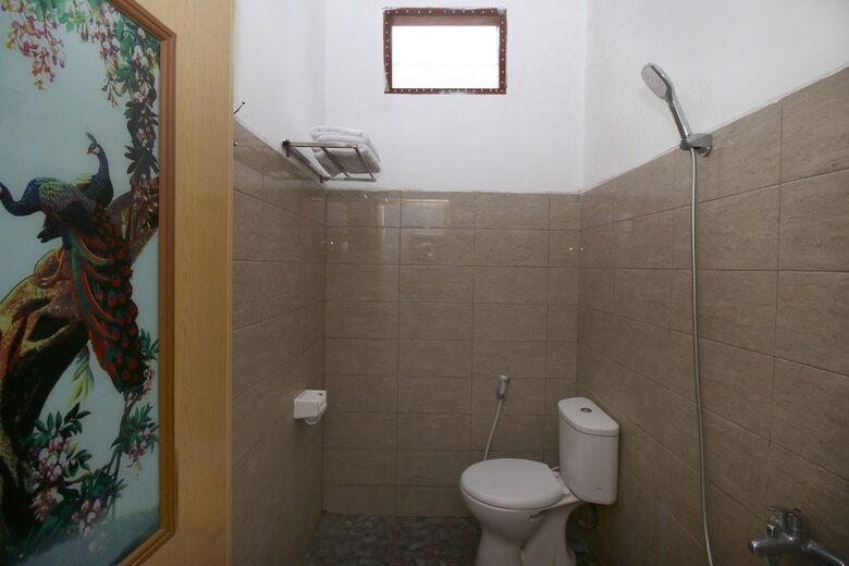 Hotel Airy Balige Tarutung 77 Silangit