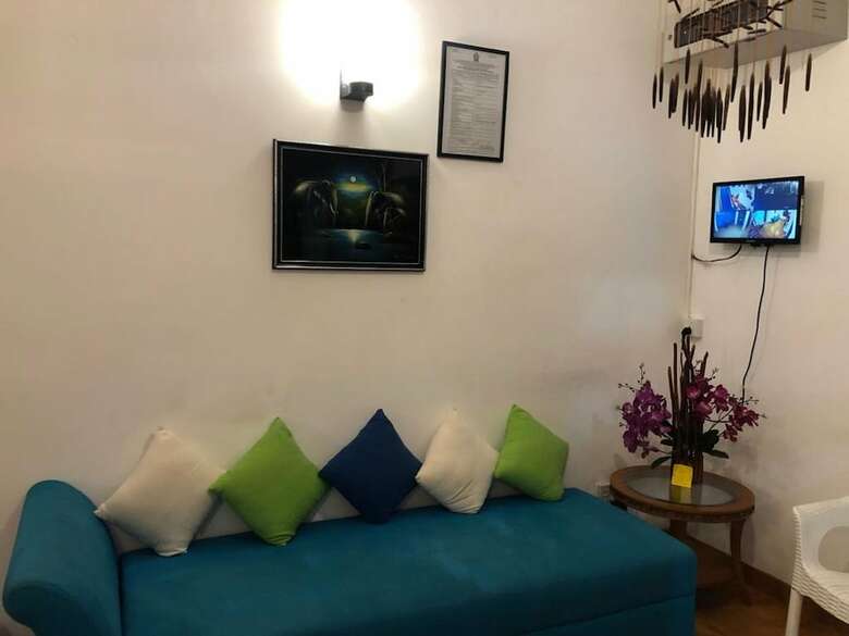 Bed & Breakfast C J Beach Resort