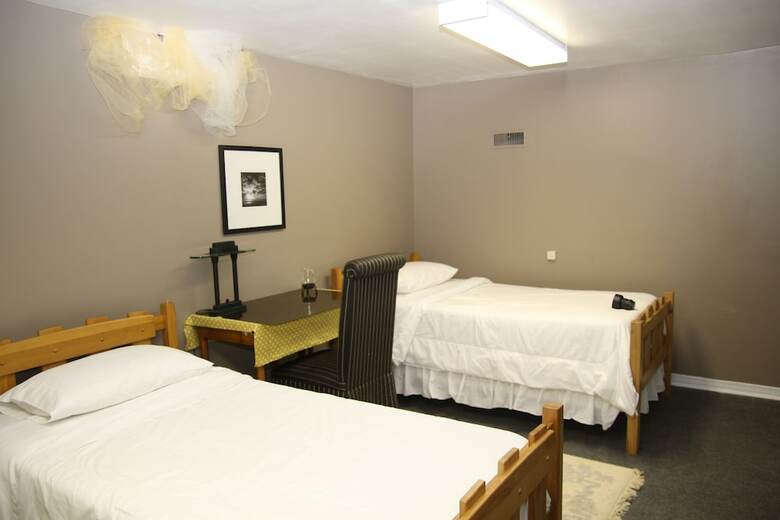 Bed & Breakfast Oshawa Beautiful Home
