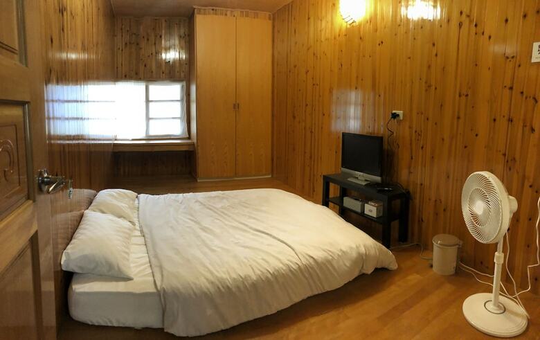 Hotel Gang Gang House