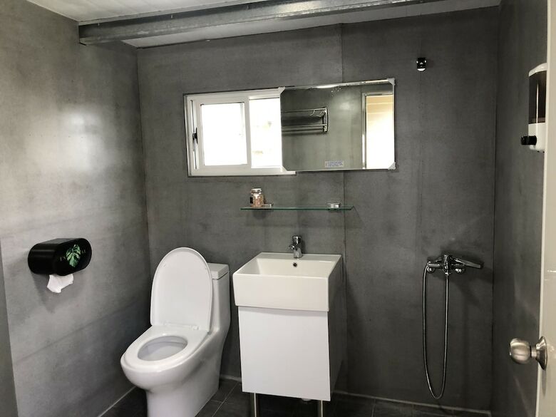 Hotel Gang Gang House
