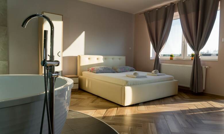 Hotel Pensjonat  Pod D?bem