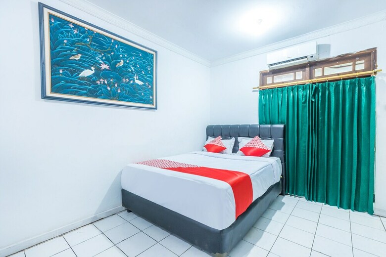 Hotel Oyo 1424 Guntary Residence