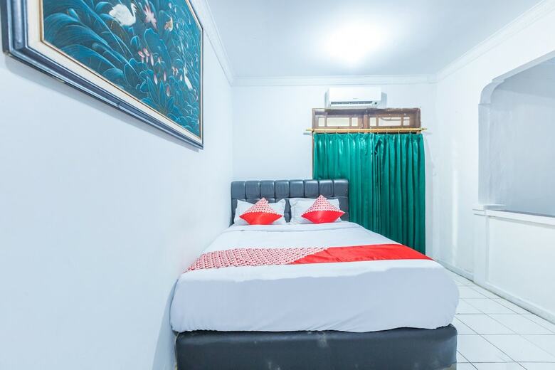 Hotel Oyo 1424 Guntary Residence