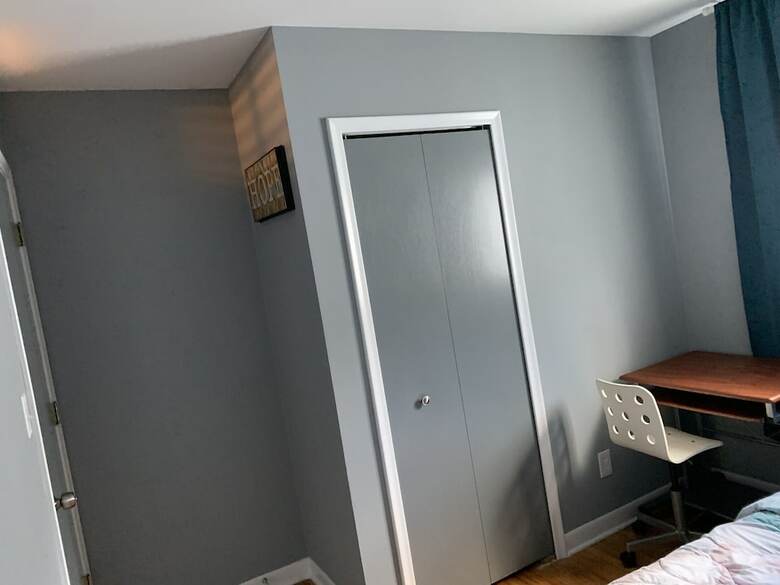 Budget Room In Livonia Guest House
