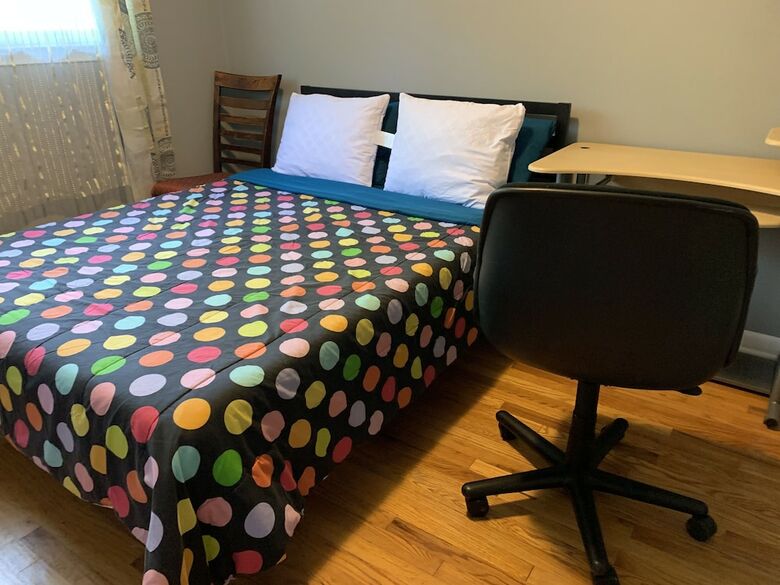 Budget Room In Livonia Guest House