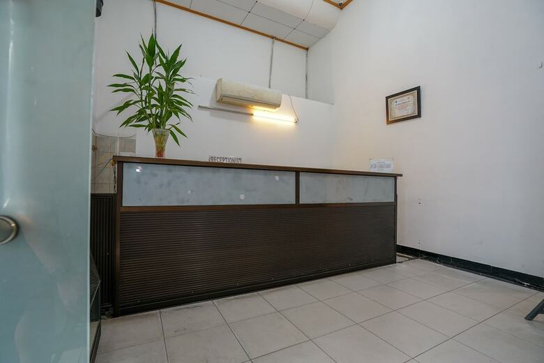 Oyo 1216 Hotel Sejati
