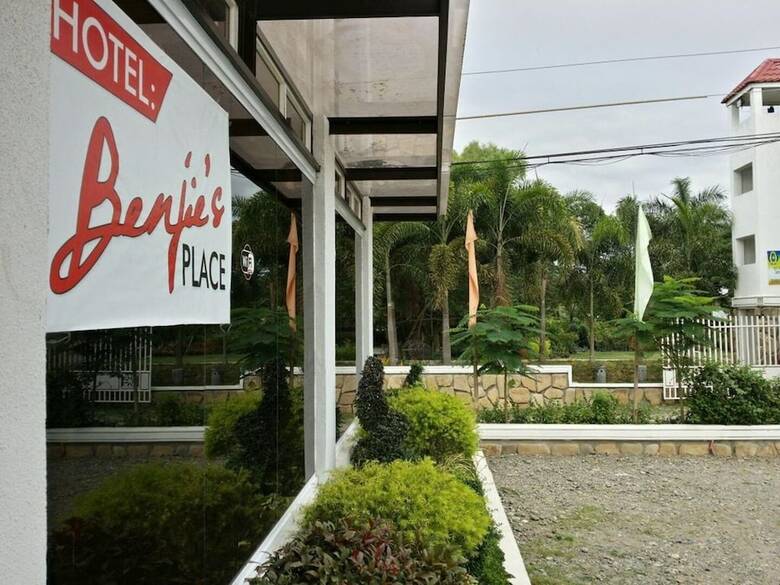 Hotel Benjie's Place