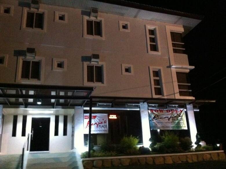 Hotel Benjie's Place