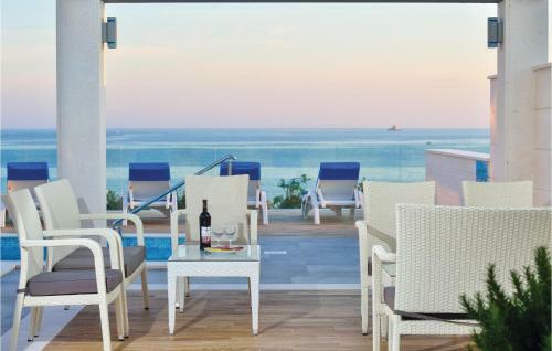 Two-bedroom Apartment With Sea View In Rogoznica