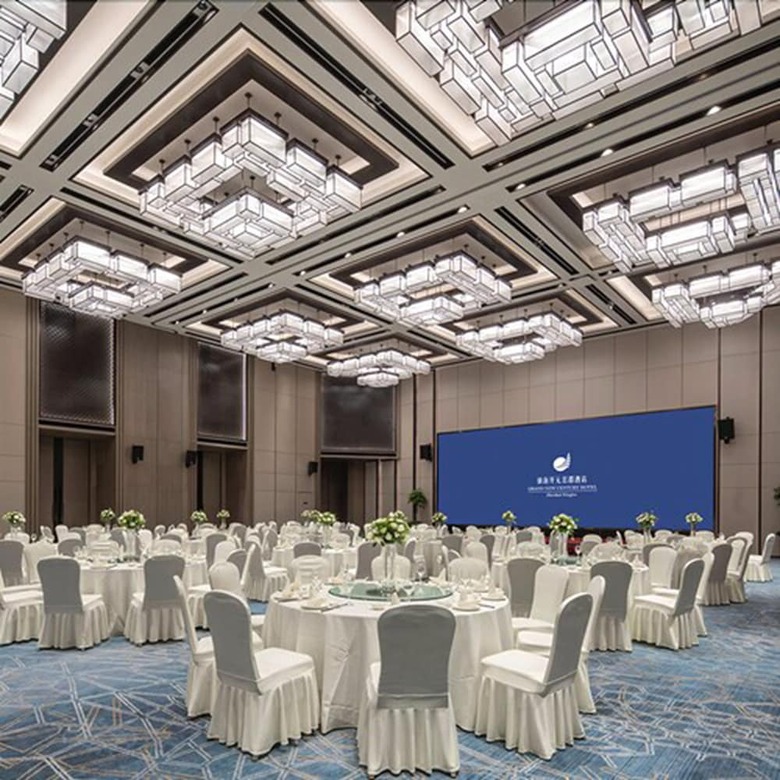 New Century Hotel Zhenhai
