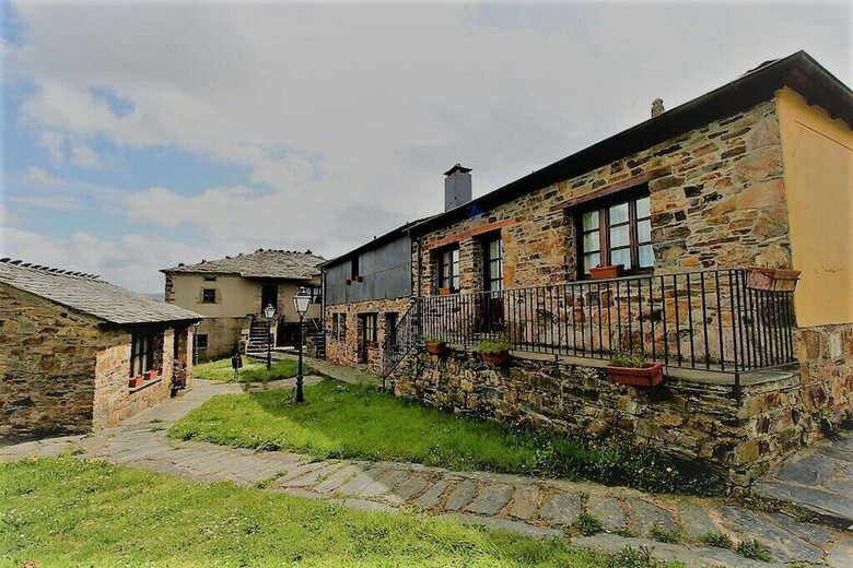 Apartamentos Casa San Juli�n