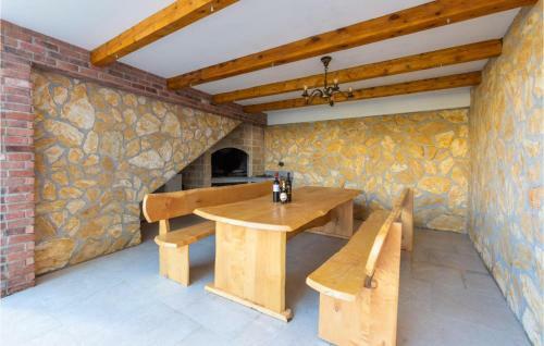 One-bedroom Apartment In Podstrana