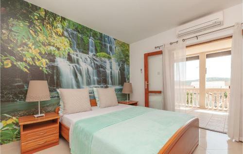 Two-bedroom Apartment In Pirovac