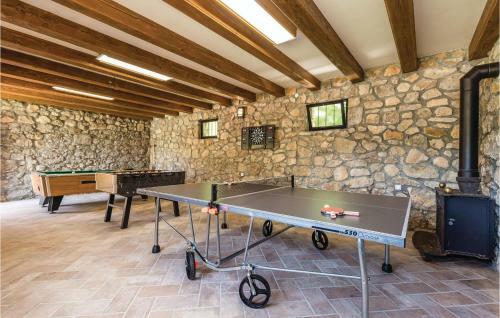 Two-bedroom Holiday Home In Perusic