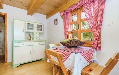 Two-bedroom Holiday Home In Perusic