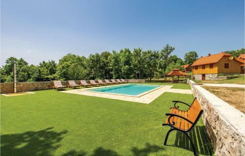Two-bedroom Holiday Home In Perusic