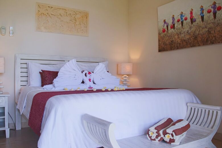 Hotel Kubu Indah Dive & Spa Resort