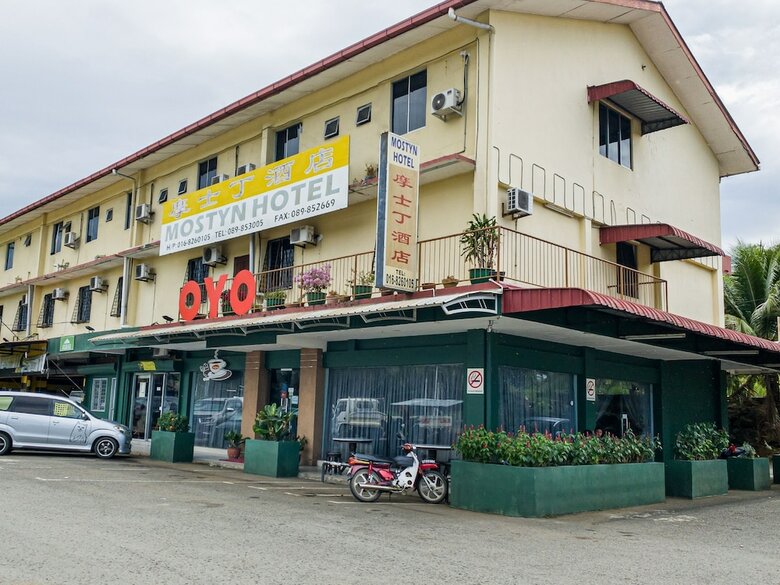 Oyo 89567 Mostyn Hotel