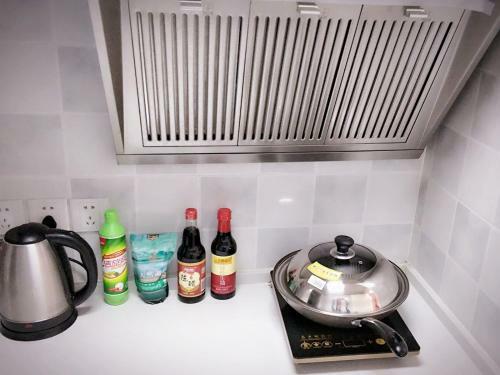 Comfort Yuexi Apartment