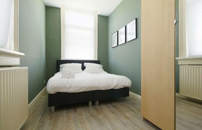 Nassaukade Apartment 1